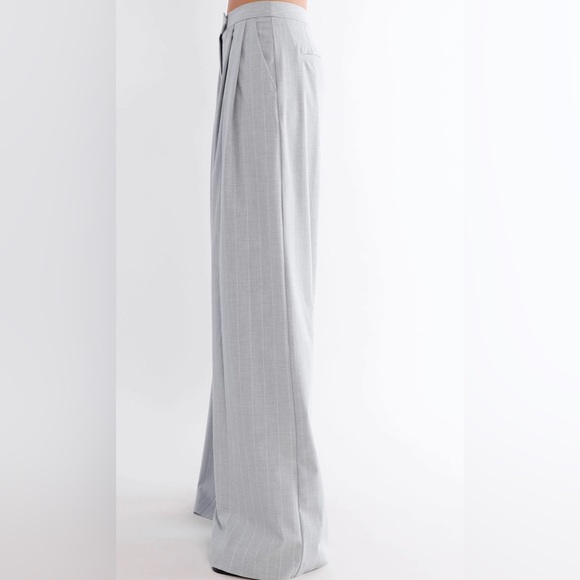 BCBG X MAEVE REILLY - lace up blazer & trouser set - NEW WITH TAGS - Picture 7 of 8